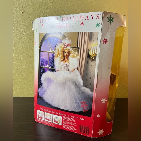 💥VINTAGE💥1989 Holidays Barbie Doll with Keepsake Snowflake Ornament - Picture 3 of 7